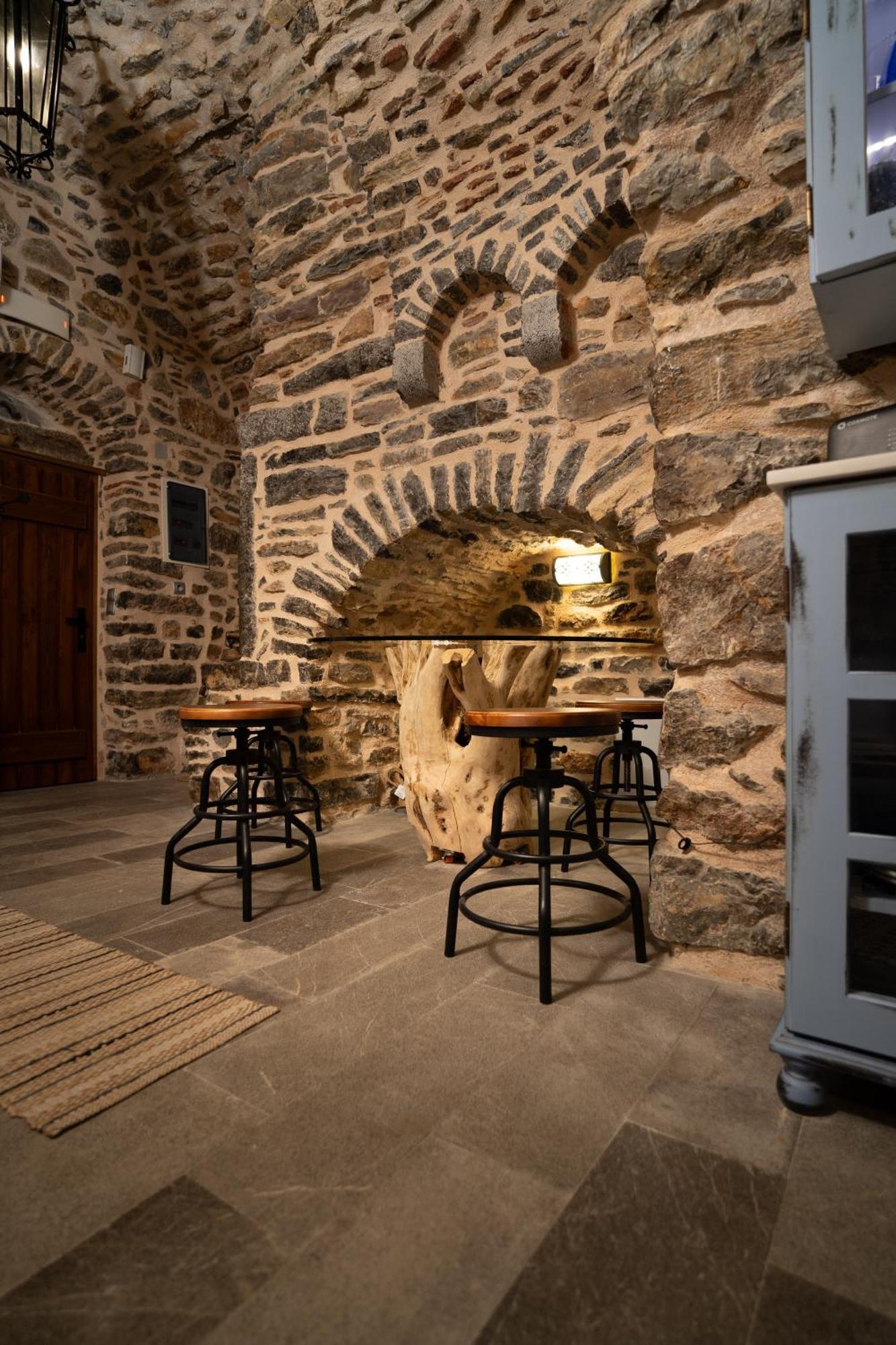 Byzantine Home In The Castle Mesztá Kültér fotó
